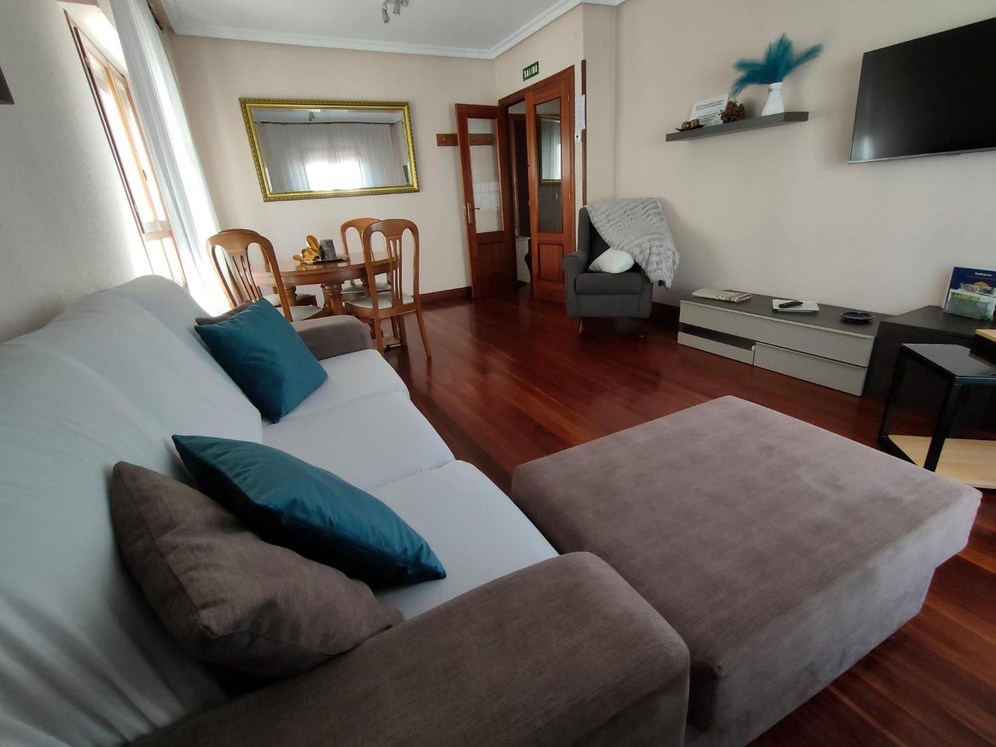 Pedroenea Apartamento Elizondo Luaran gambar